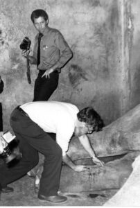 Russia, Ulie Seal & Dr. Lee Simmons with Elephant